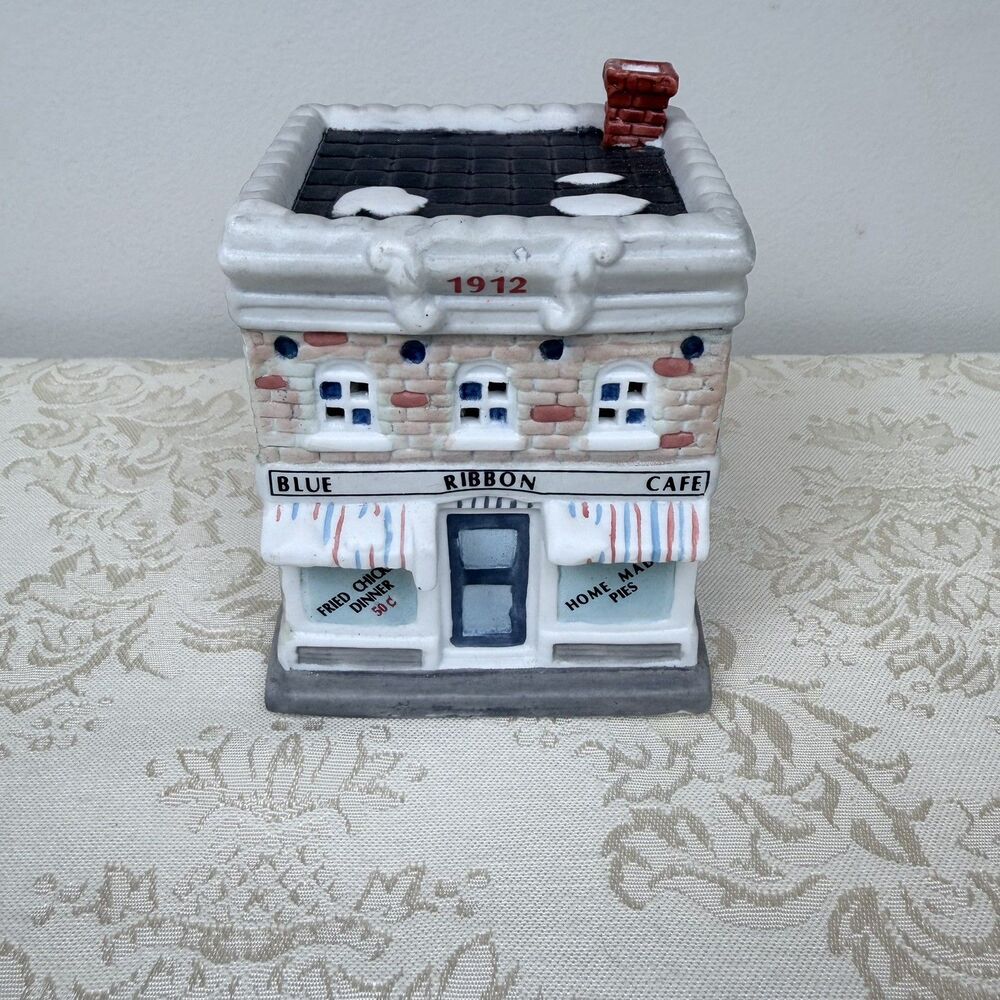 Vintage Home Town America Collection Blue Ribbon Cafe Christmas Village 1993